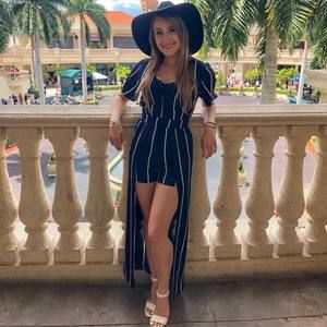 Meet your Posher, Macy